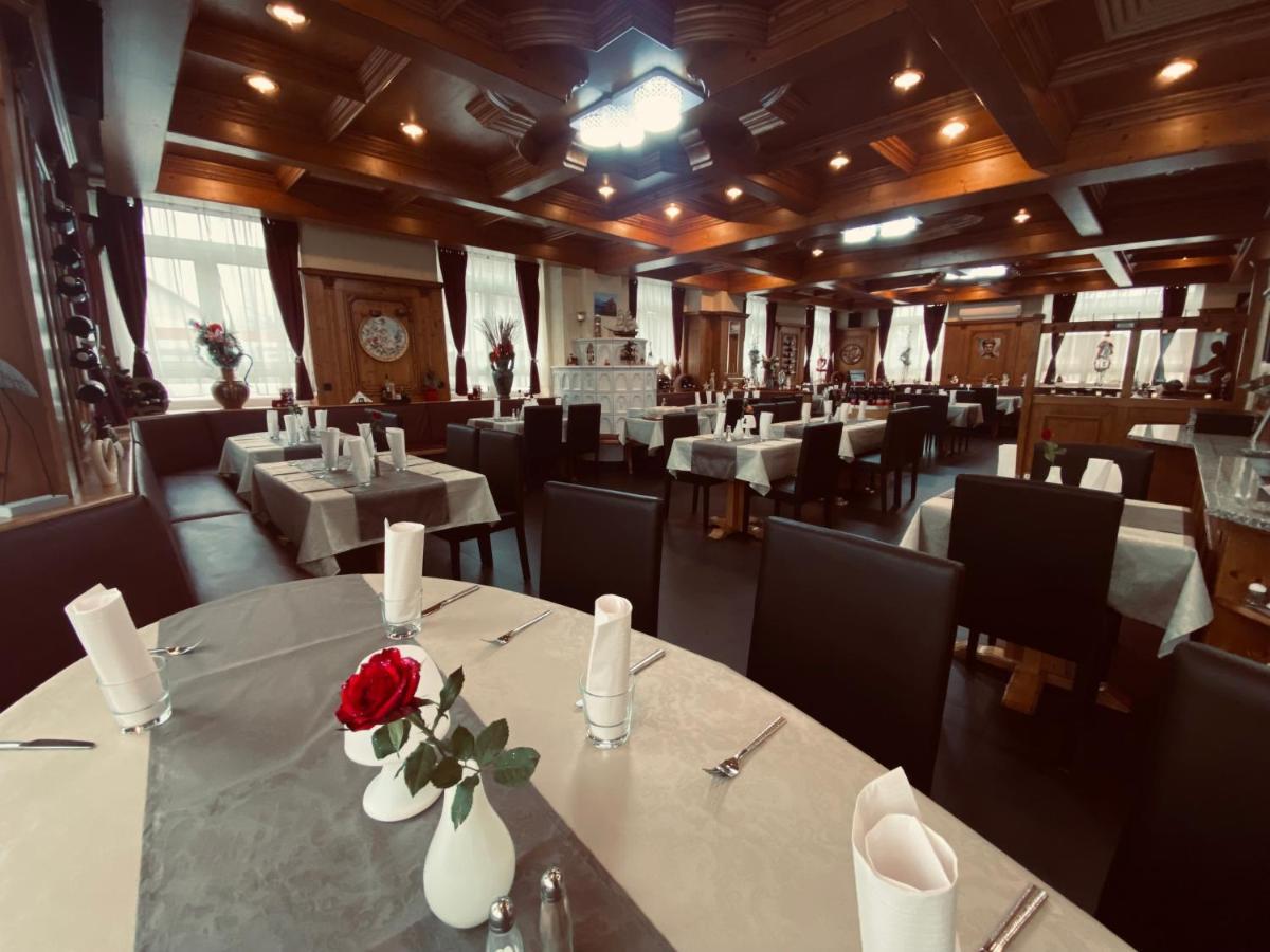 E&D Hotel Родґау Екстер'єр фото